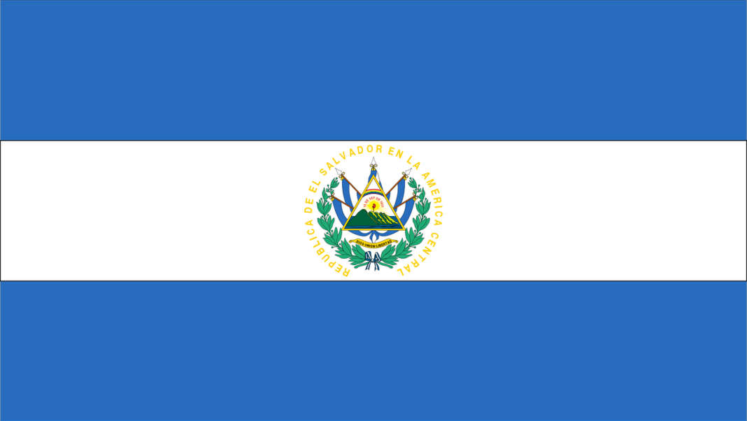 Pourquoi le Salvador donne des tokens gratuits - pixabay - flag-g169e3f809_1280